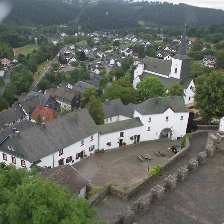 Spacious Holiday Home In Hellenthal Germany With Terrace Prázdninový dům
